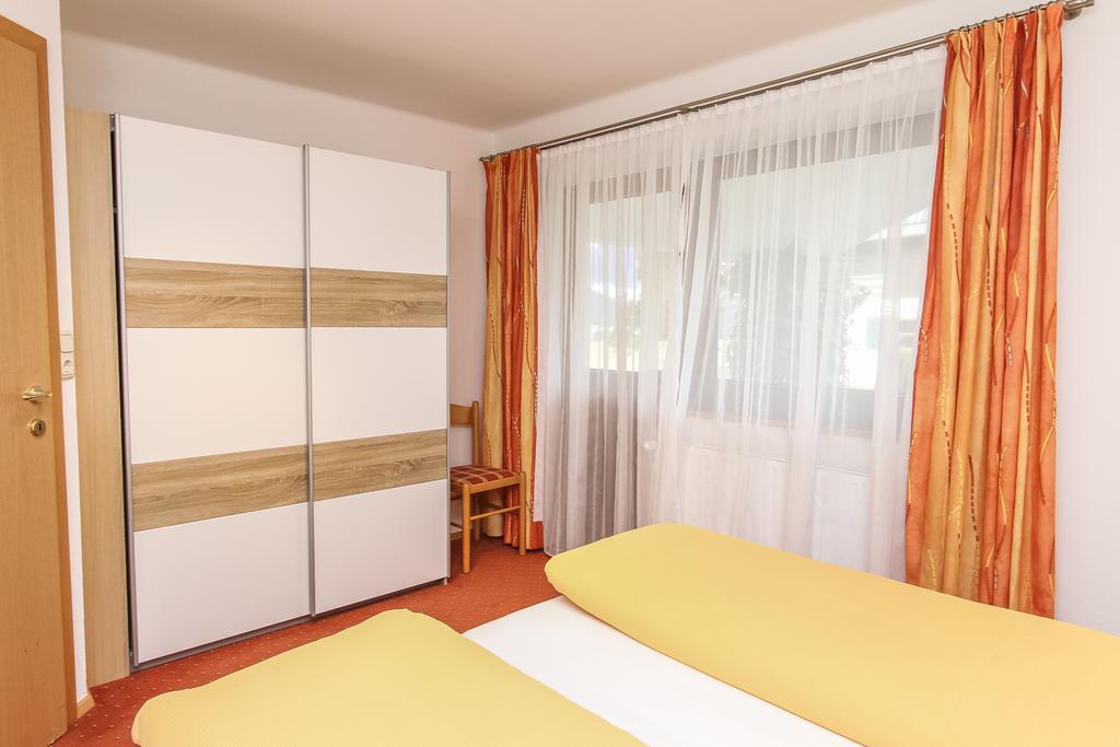 Guest house Gaestehaus Rosi *